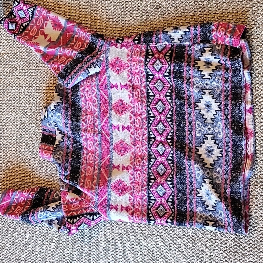 ✨️3/30 sweaters✨️ - Picture 2 of 2
